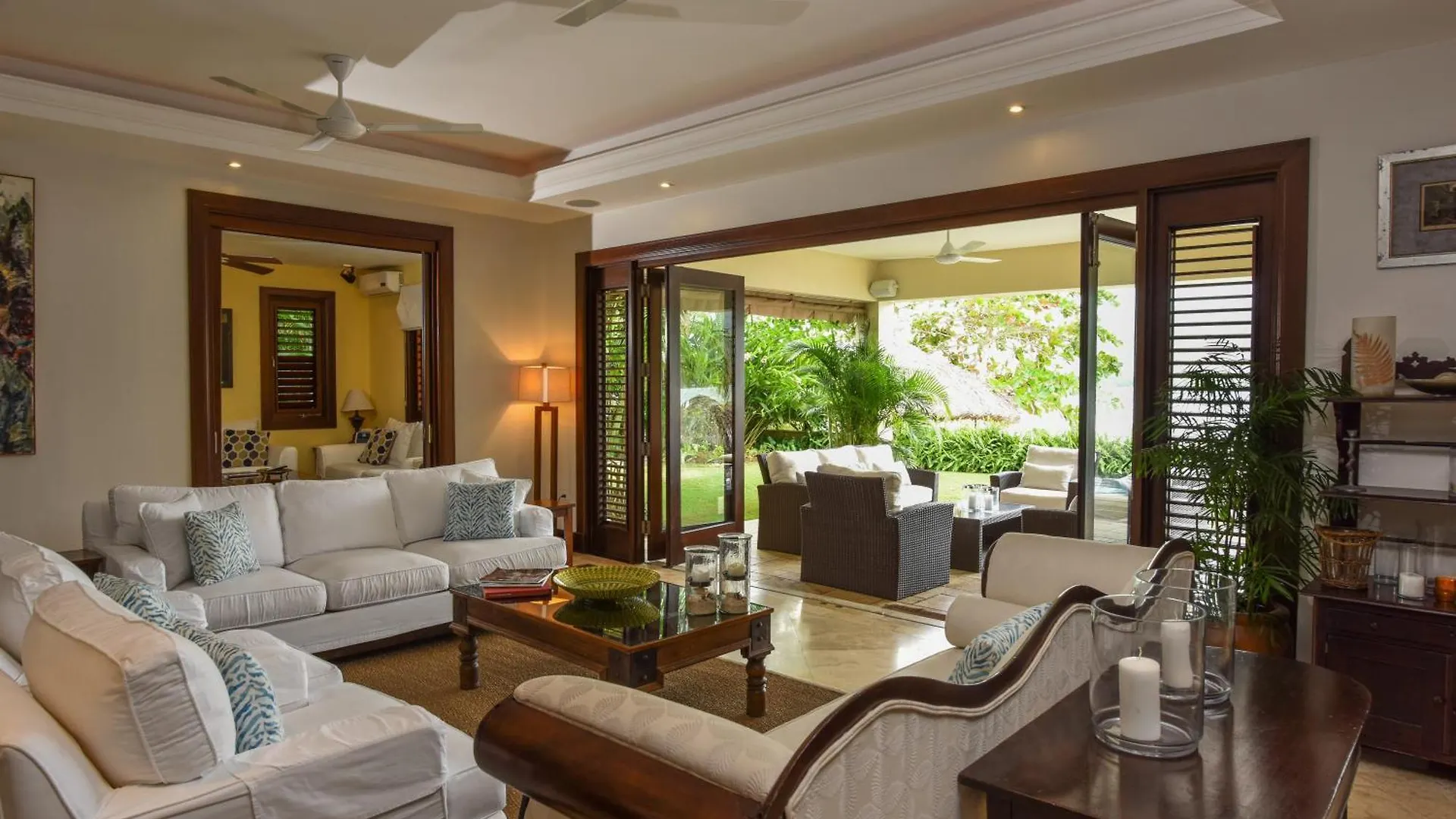 Afimi Beach House Montego Bay 4Br Beachfront Villa