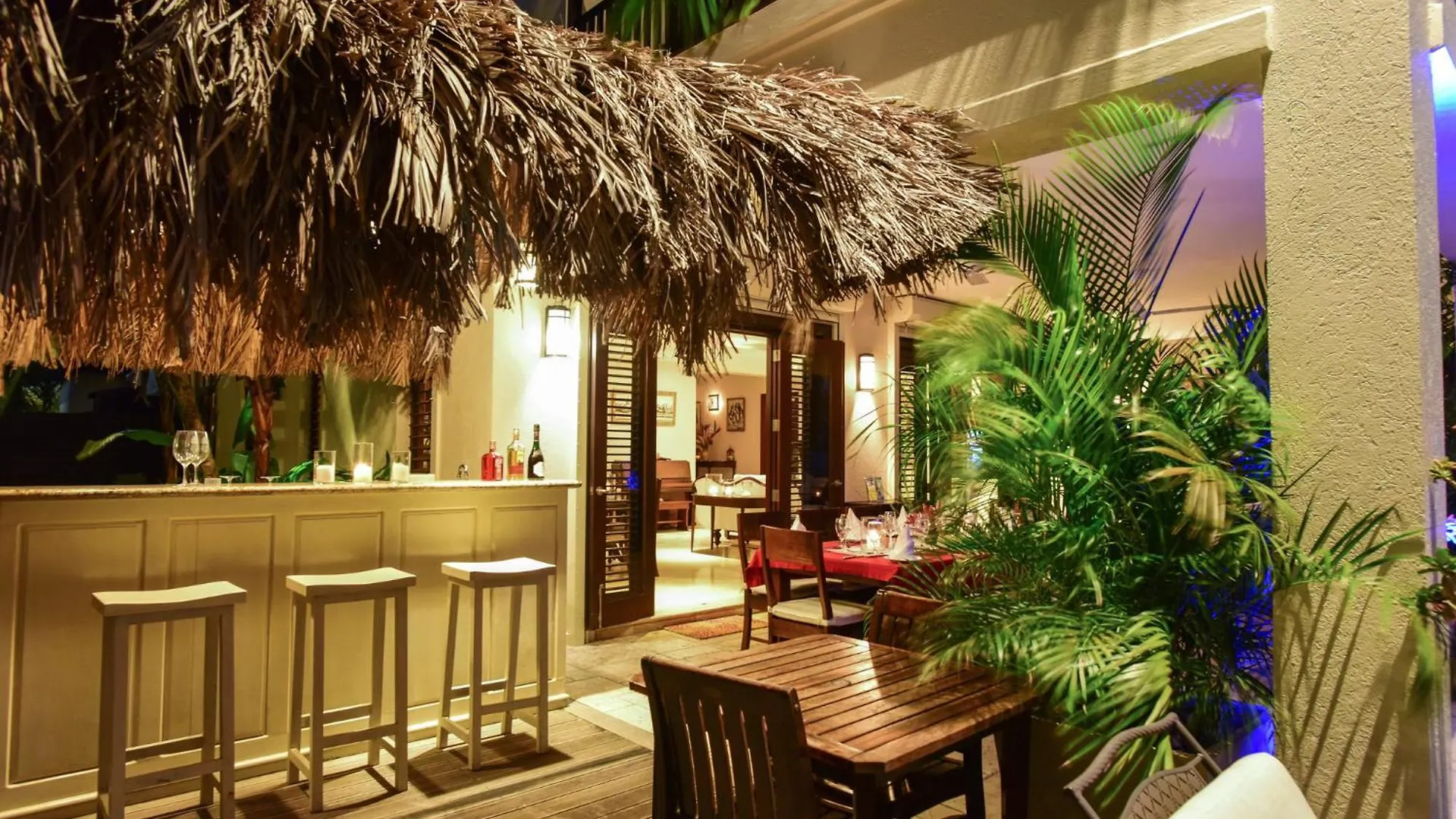 Afimi Beach House Montego Bay 4Br Beachfront Villa